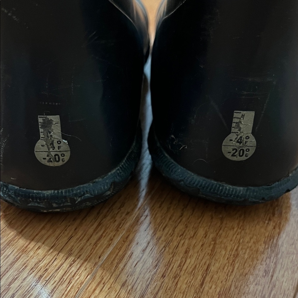 Kids Waterproof winter Black Boots - Picture 3 of 6